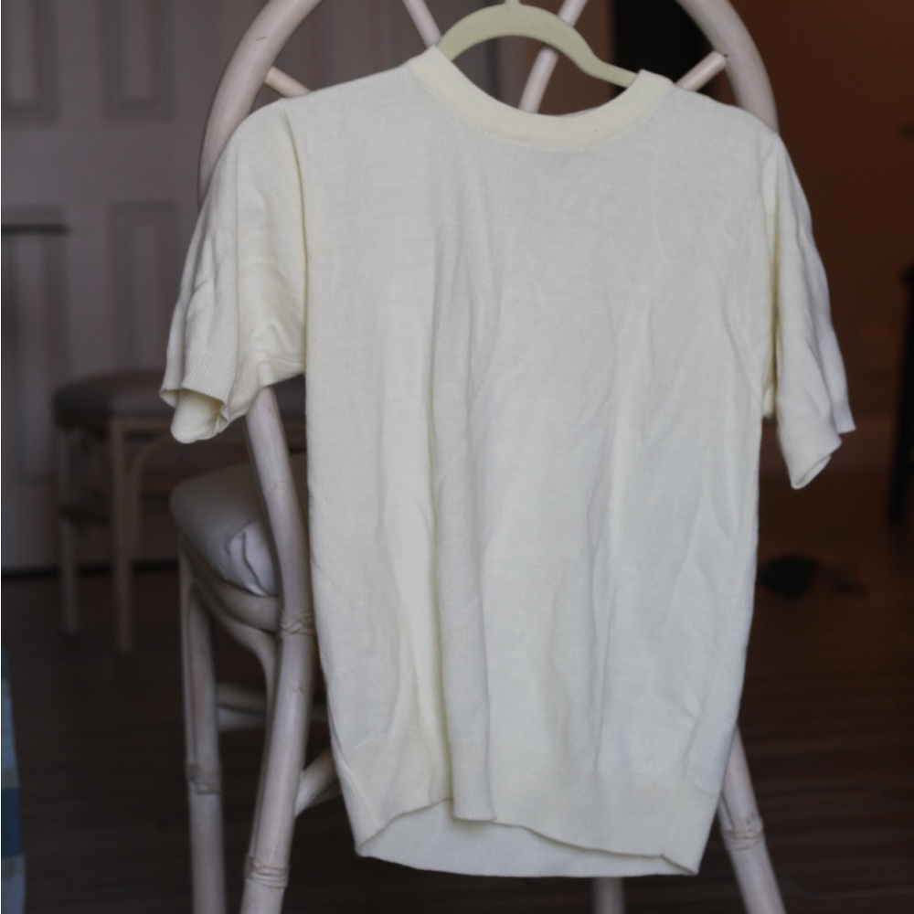 Vintage Alfred Dunner Petite Cream Short Sleeve Sweater
